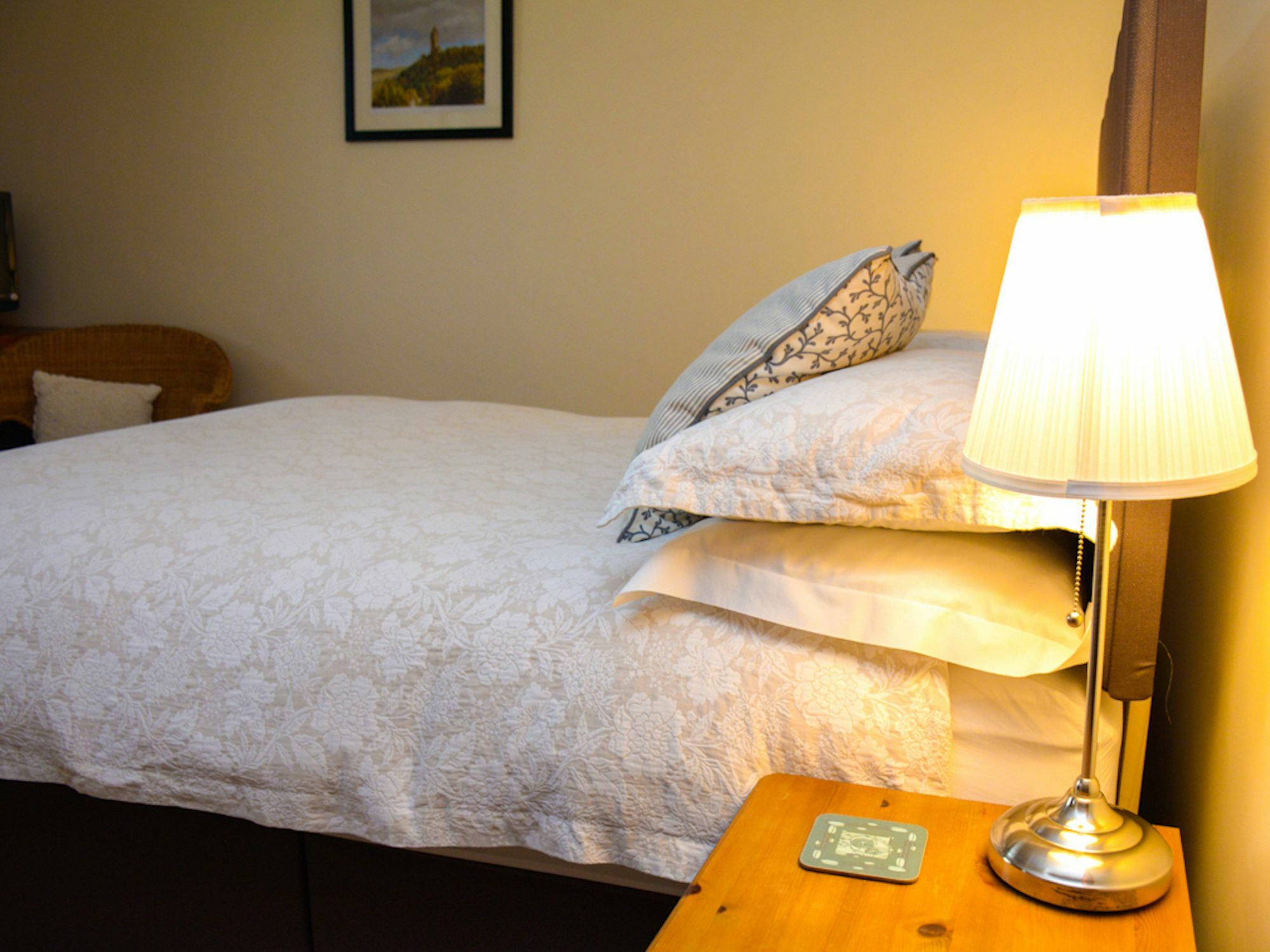 Clarke Cottage Guest House ダンファームリン エクステリア 写真