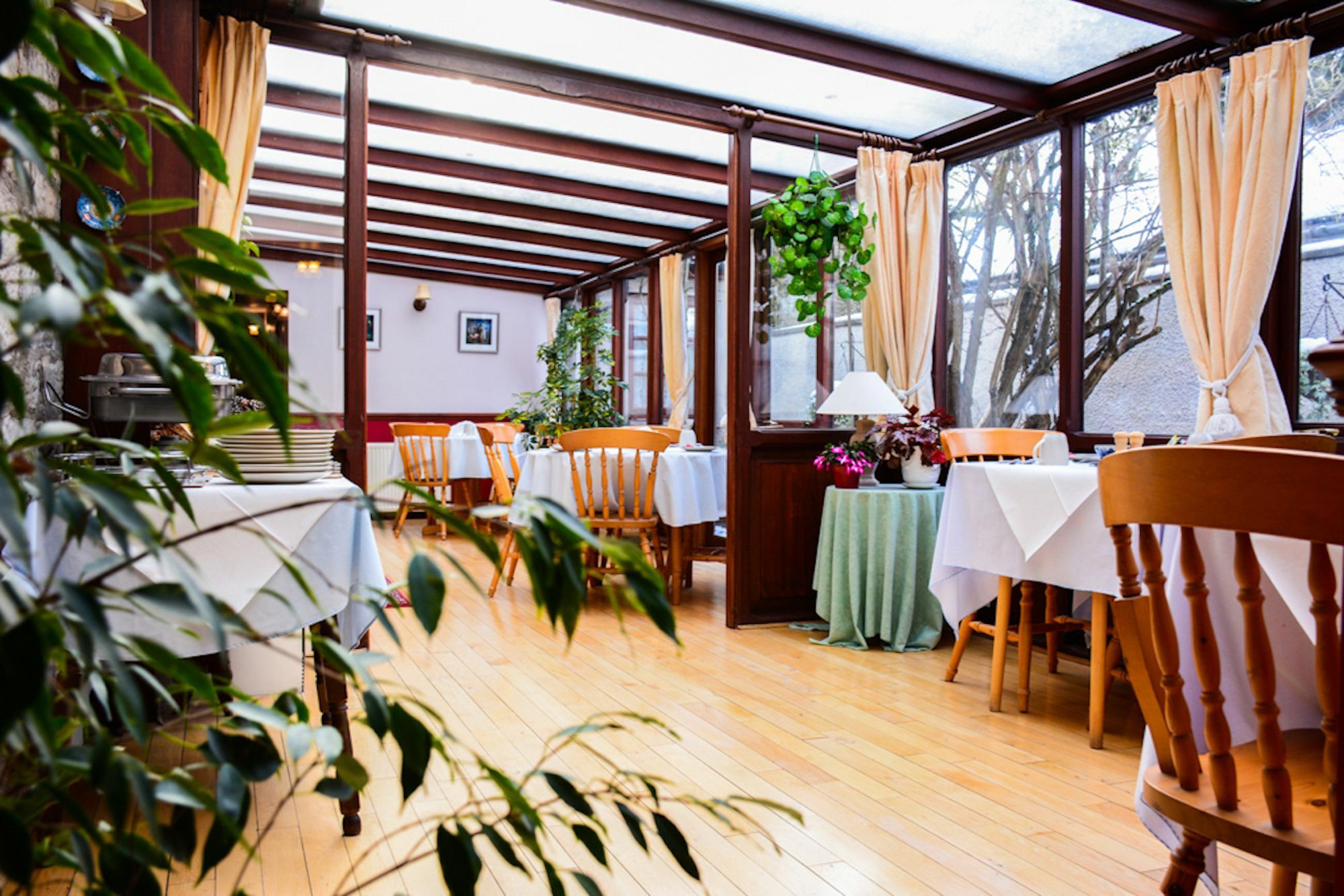 Clarke Cottage Guest House ダンファームリン エクステリア 写真